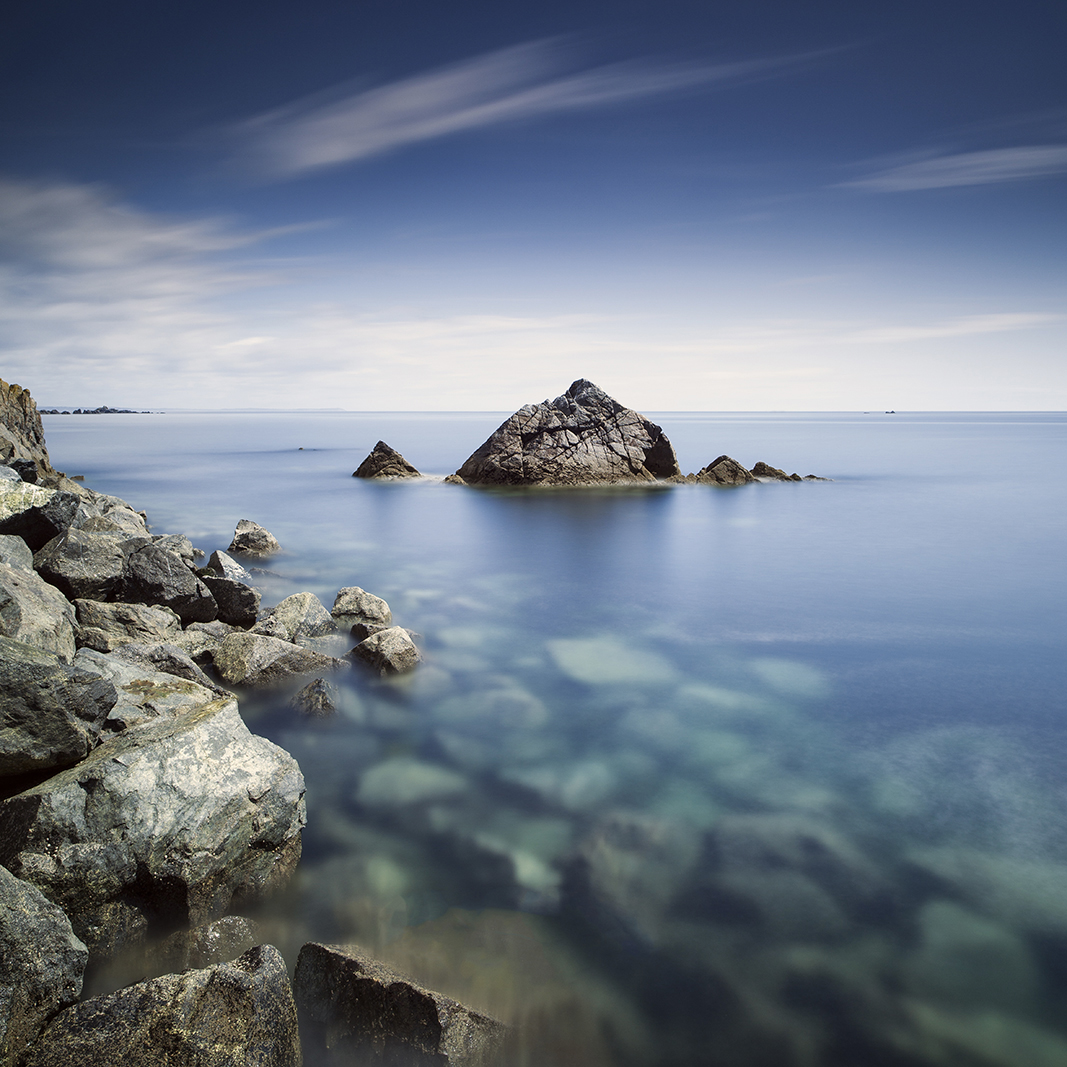 Jagged rocks